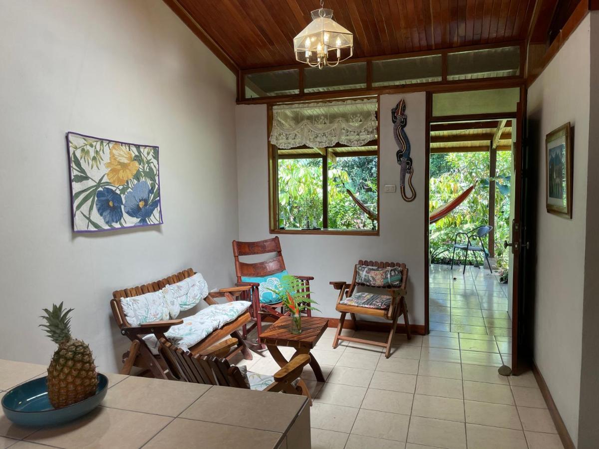 Finca Isla Rainforest Retreat Aguas Zarcas Exterior foto